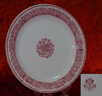 Тарелка фаянсовая фабрика М. С. Кузнецова